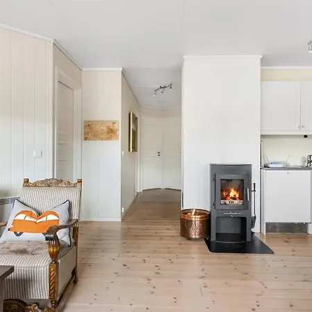 Дом отдыха Trysil Ski-In, Ski-Out Apartment, Sauna, Sleeps 6 *